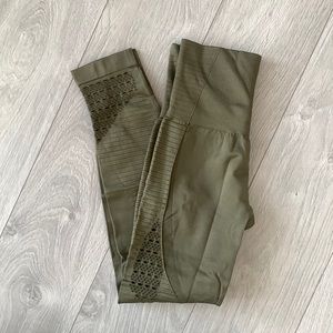 XS Gymshark Energy Seamless DUPE in Olive